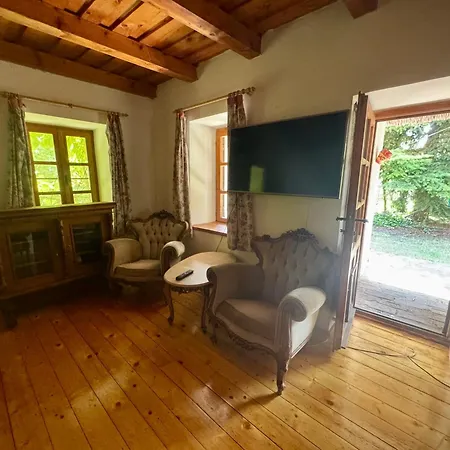 Rustic Retreat Nyaraló