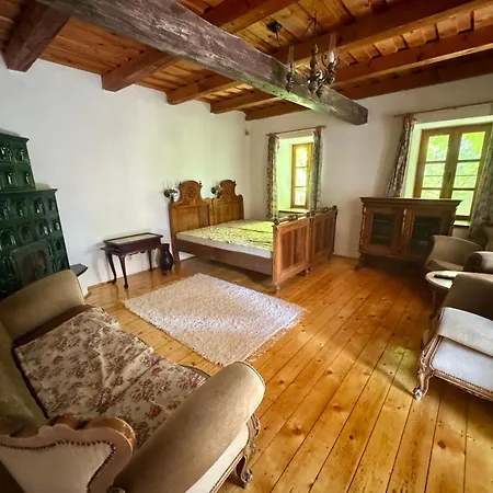 Rustic Retreat 펜션 블로톤퓌레드